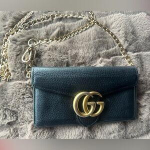 Gucci Marmont Continental Flap Black Pebbled Leather Wallet